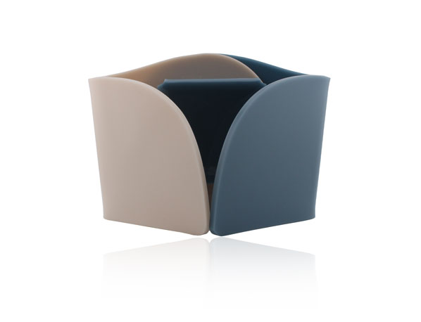 Synchronise-Blue Desk Clock-Rear